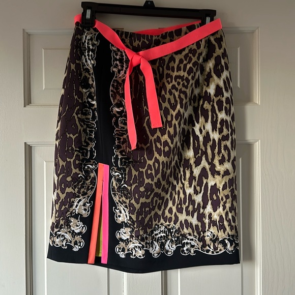 Elie Tahari Silk Leopard Print Skirt/ Removable Belt/ Slit/ Pencil - Picture 1 of 6
